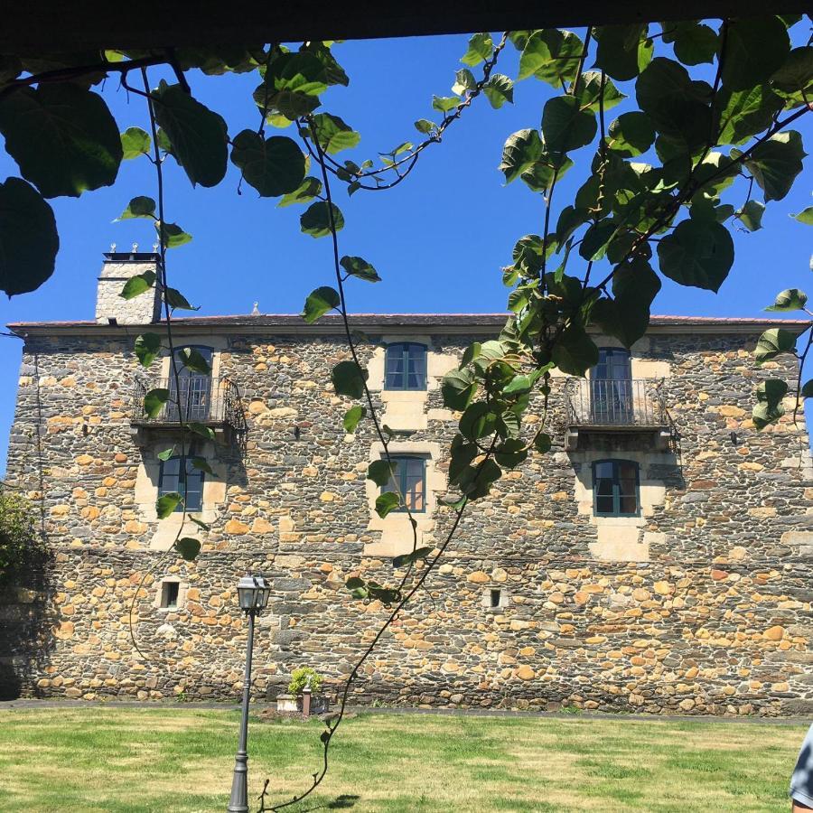 Hotel Pazo Da Trave Viveiro Exteriér fotografie